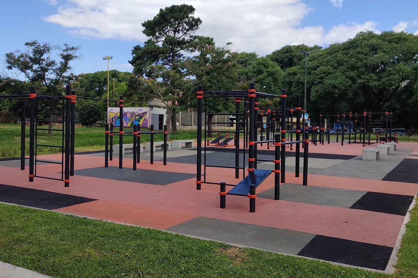 El Parque de Calistenia de los Bosques de Palermo, donde se dan las clases